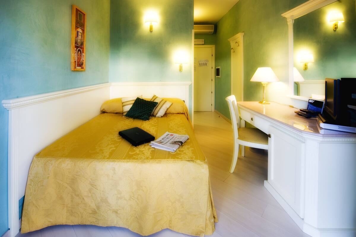 Minibar, coffre-fort, bureau, système d’insonorisation