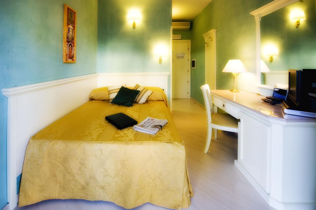 Minibar, in-room safe, desk, soundproofing
