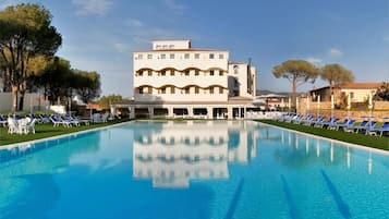Outdoor pool, pool umbrellas, pool loungers