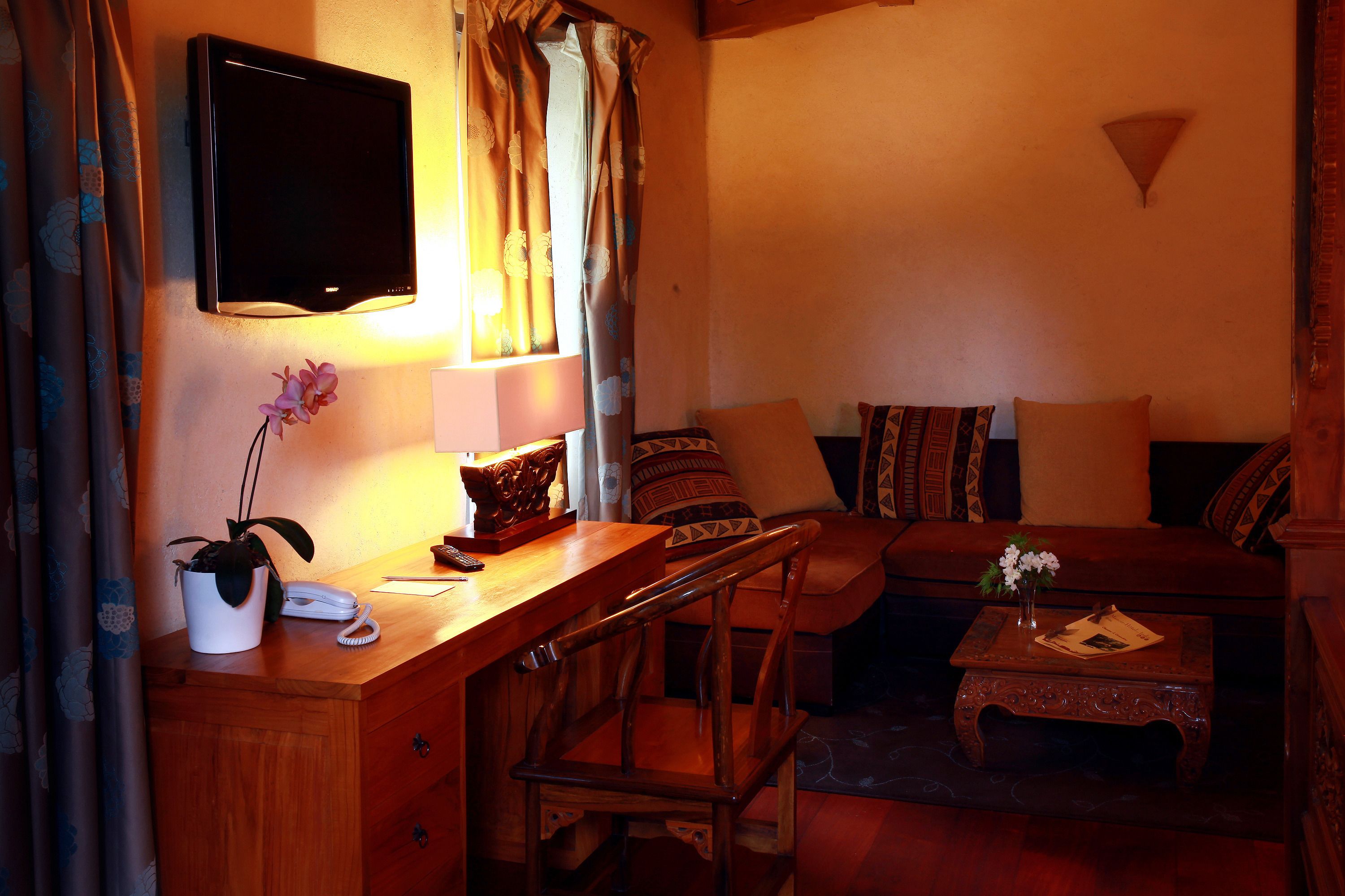 minibar, in-room safe, desk, soundproofing