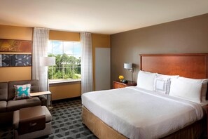 In-room safe, desk, laptop workspace, iron/ironing board - TownePlace Suites by Marriott Houston North / Shenandoah (Shenandoah)
