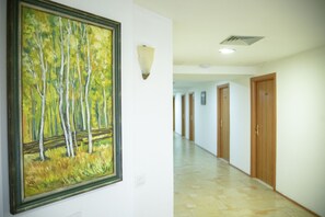 Minibar, Schreibtisch, Verdunkelungsvorhänge, kostenloses WLAN