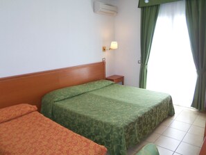 Room - Hotel Pellegrino Palace (Vieste)