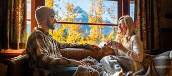 Johnston Canyon Lodge and Bungalows