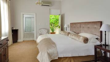 Premium bedding, in-room safe, individually decorated, laptop workspace