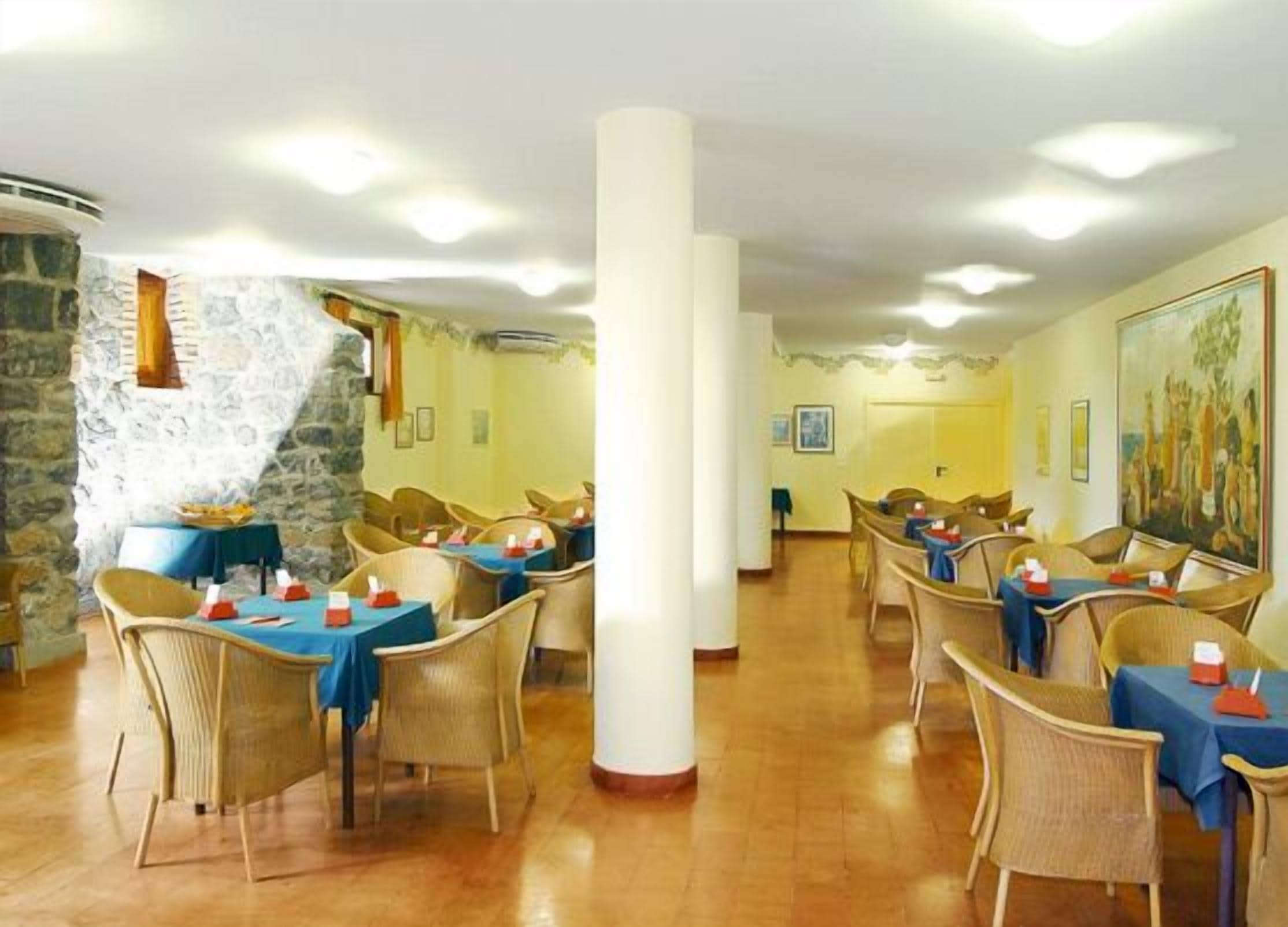 Breakfast and dinner served, Mediterranean cuisine