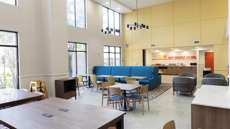 Hampton Inn & Suites Austin - Lakeway