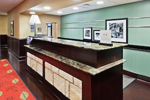 Reception - Hampton Inn & Suites Austin - Lakeway (Lakeway)