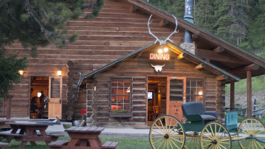 320 Guest Ranch