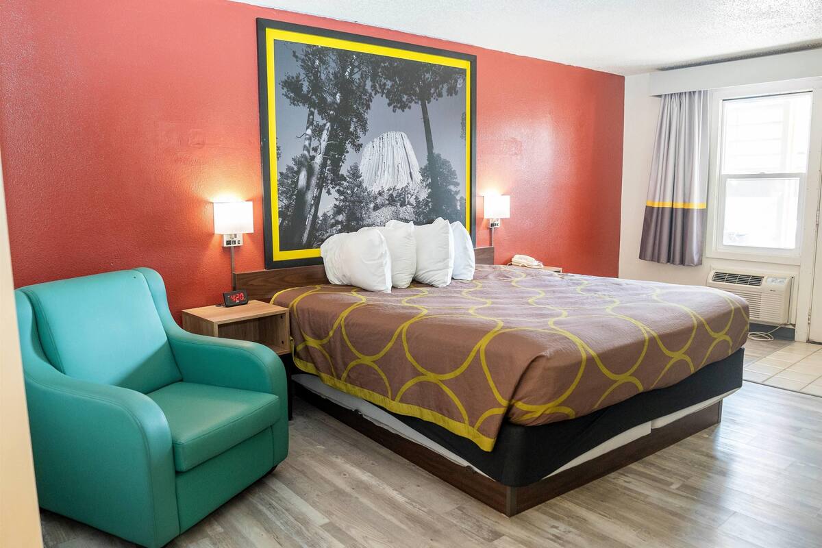 Chambre, 1 trĂšs grand lit, non-fumeur