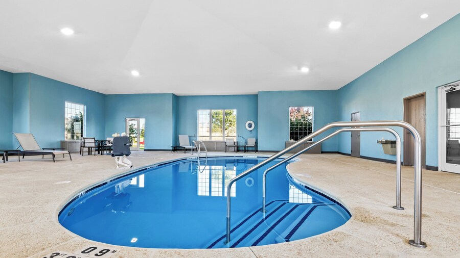 Holiday Inn Express Hotel & Suites Council Bluffs - Conv Ctr by IHG