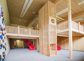 儿童活动区 - 室内