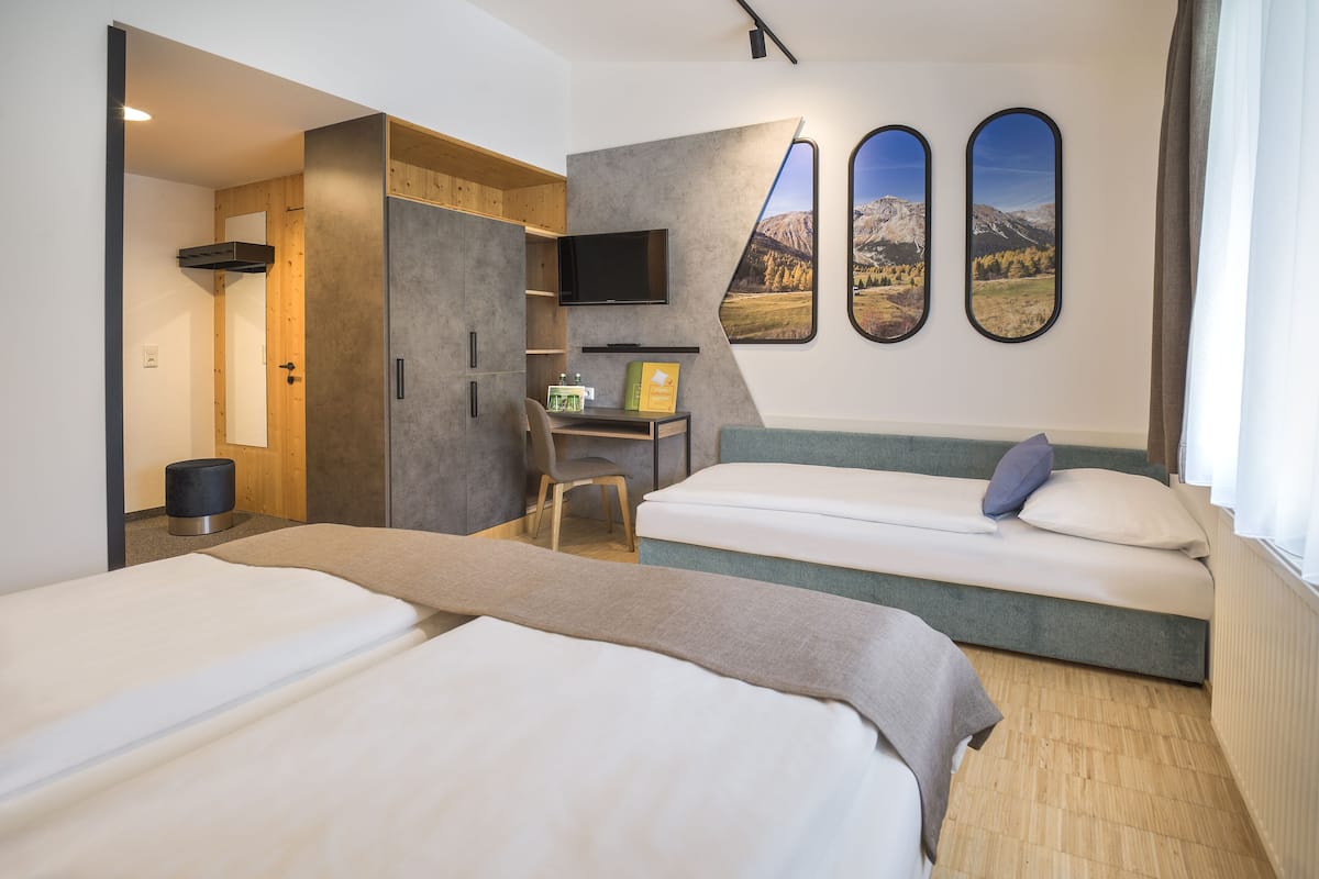 triple room | in-room safe, desk, free cots/infant beds, free rollaway beds