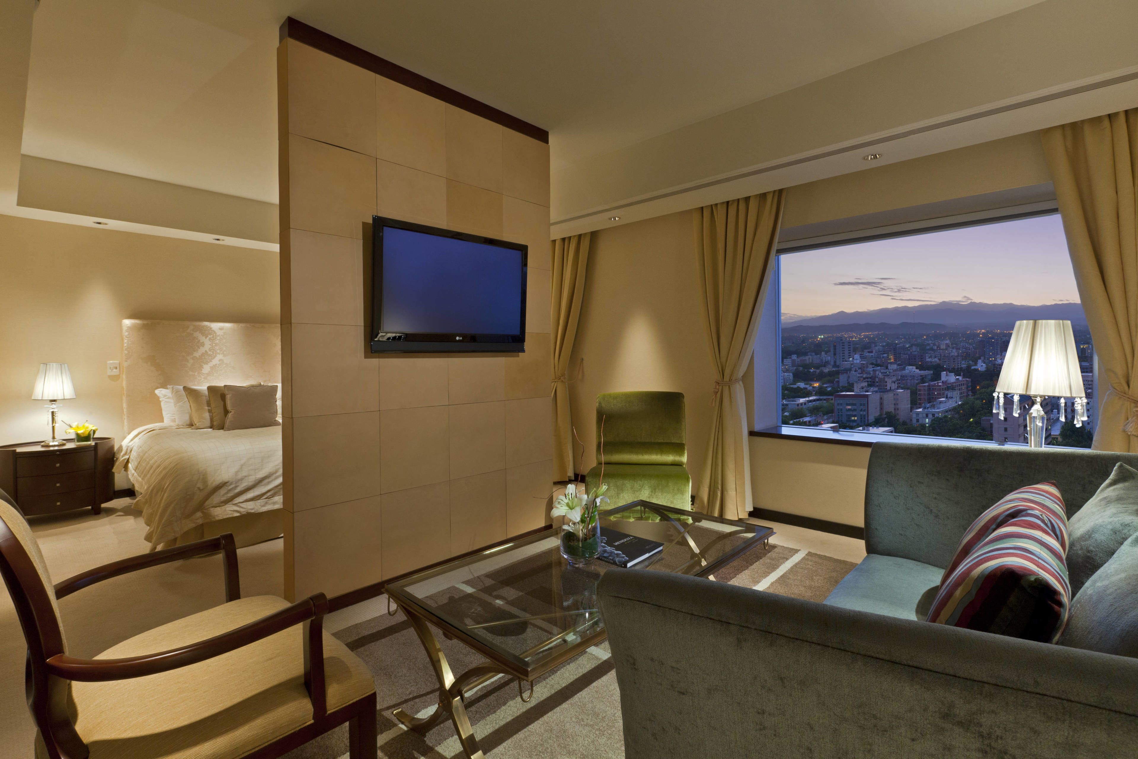 고급 침구, 오리/거위털 이불, 필로우탑 침대, 미니바