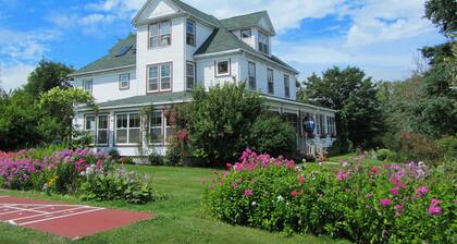 The Harbourview Inn