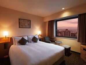 Ropa de cama de alta calidad y camas con pillow-top 