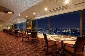 4 restaurants; breakfast, lunch, and dinner served - Hotel Agora Osaka Moriguchi (Moriguchi)
