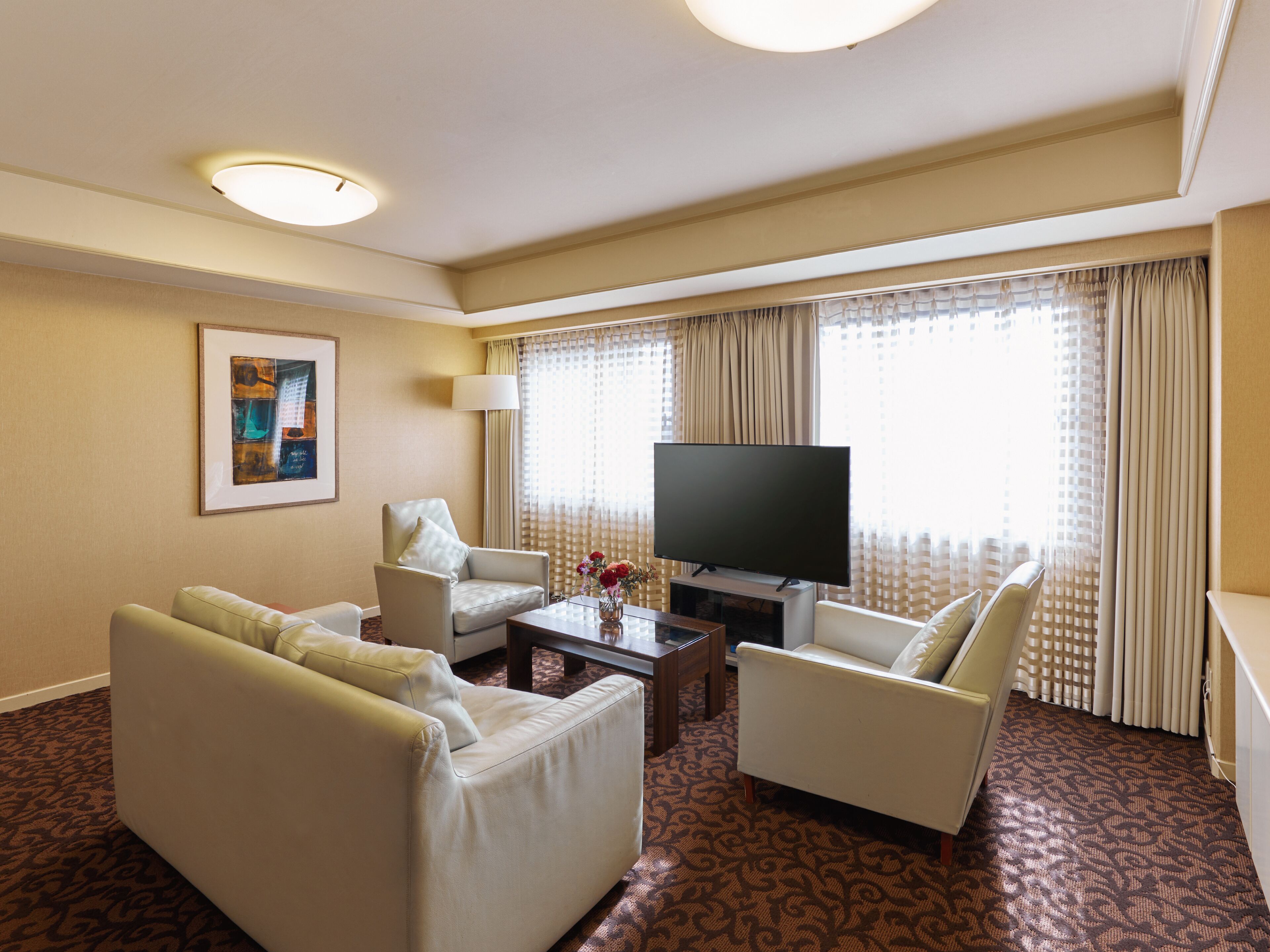 1 bedroom, premium bedding, pillow-top beds, in-room safe