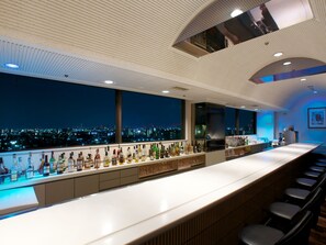 Bar (en el alojamiento)