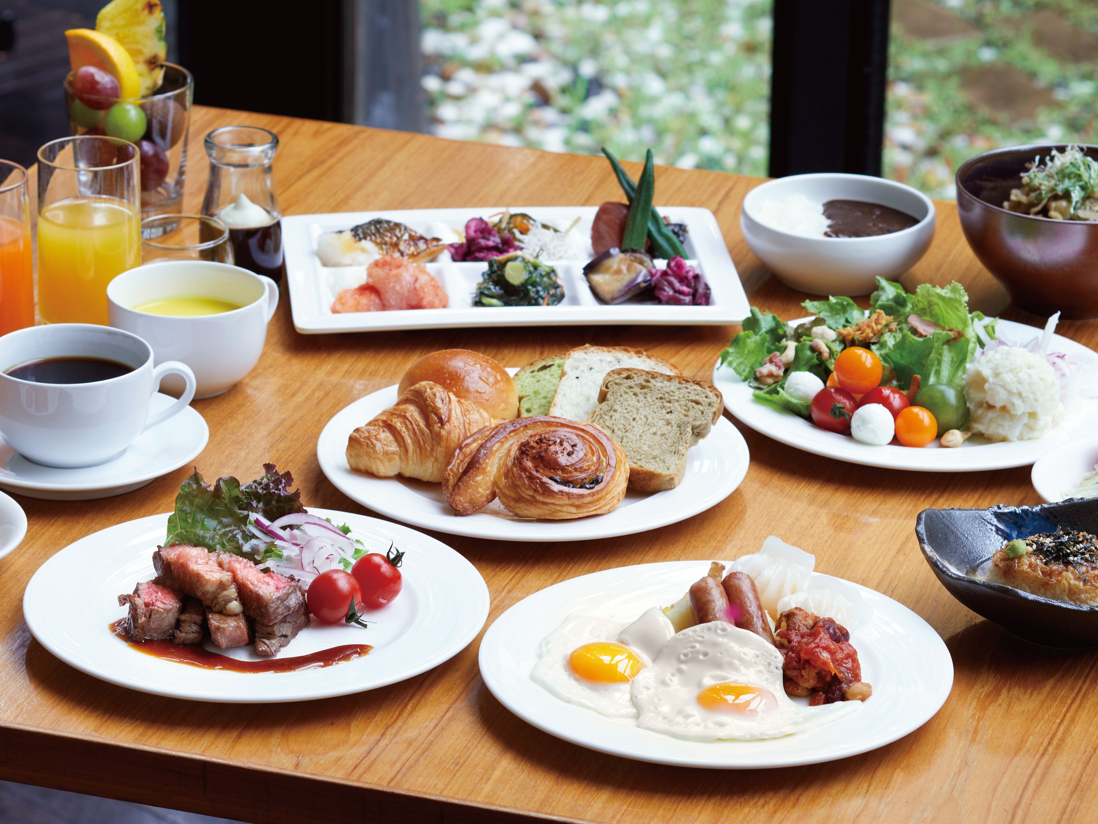 Daily buffet breakfast for a fee