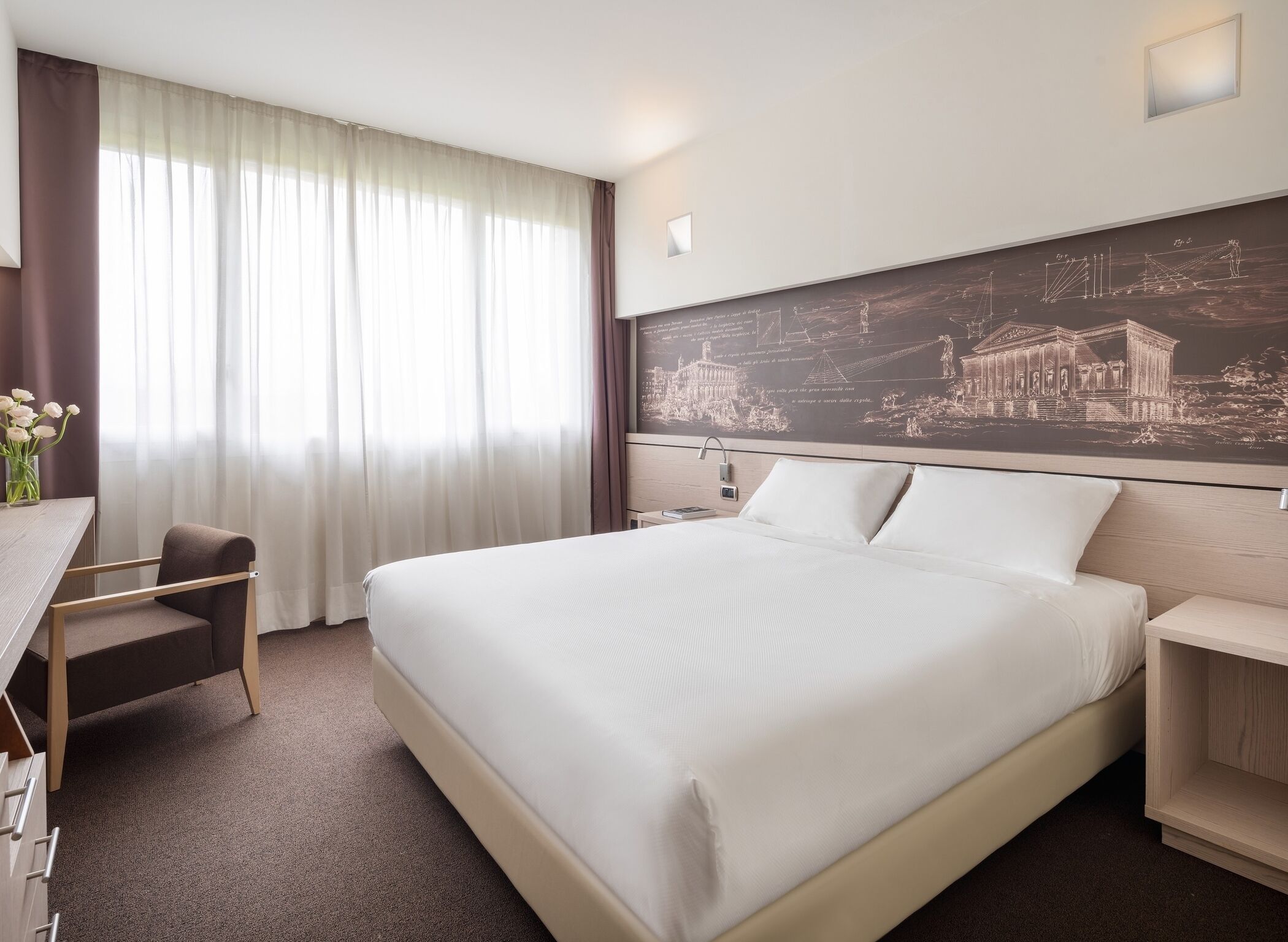 Frette Italian sheets, premium bedding, memory foam beds, minibar