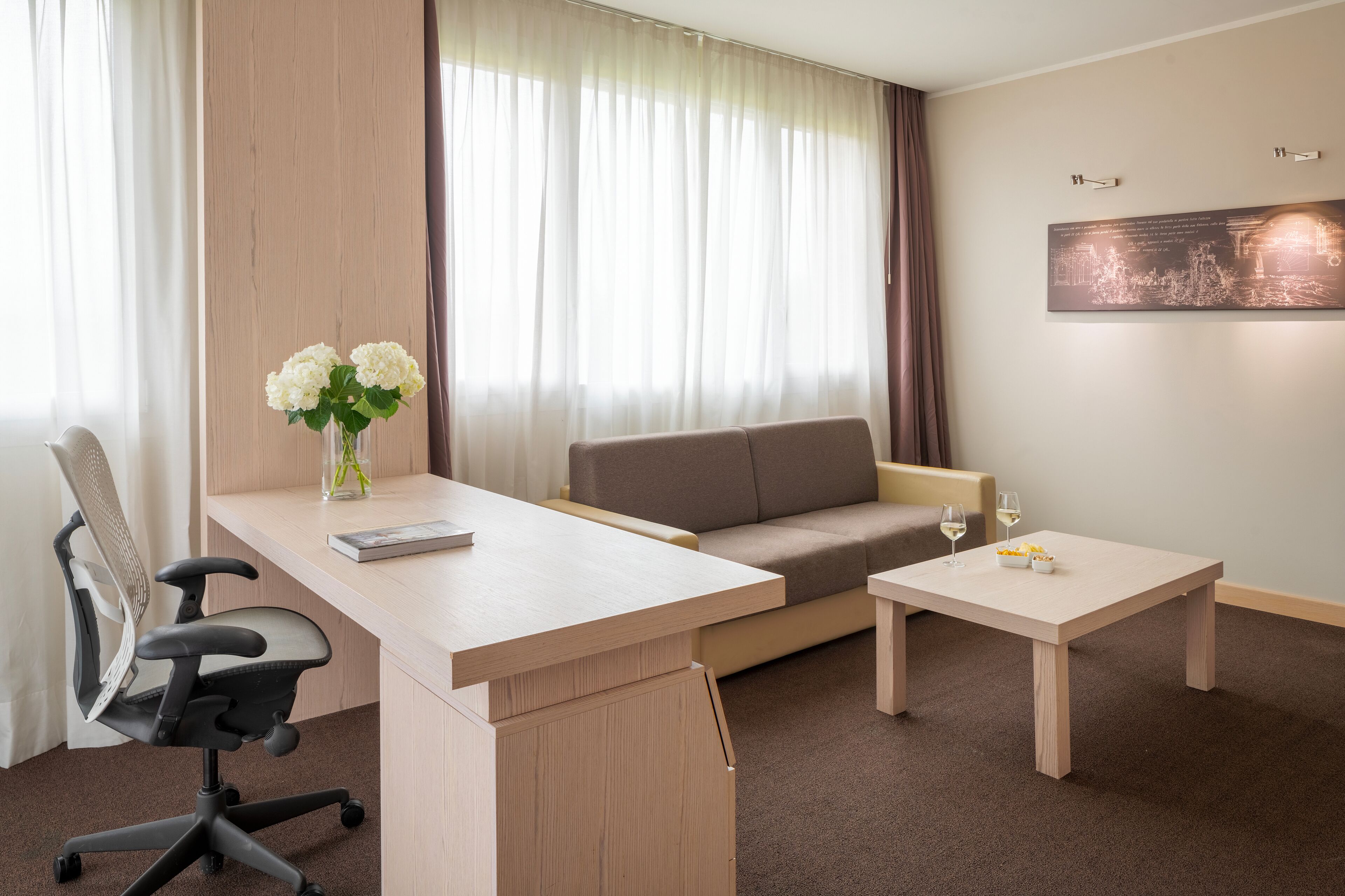 frette italian sheets, premium bedding, memory-foam beds, in-room safe