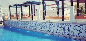 Utomhuspool
