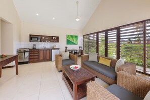 Appartement Standard, piscine privée, vue jardin