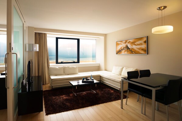 Suite, 1 habitación, vista al mar (3 adults) | Vista desde la propiedad