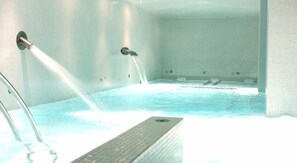 ซาวน่า, อ่างน้ำร้อน, ห้องอบไอน้ำ, ที่อาบน้ำแบบตุรกี/ฮัมมัม