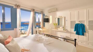 Classic Room | Premium bedding, pillowtop beds, minibar, in-room safe