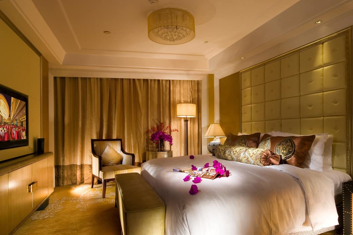 Deluxe kamer, 1 kingsize bed | Luxe beddengoed, Select Comfort-bedden, een minibar