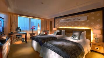 Superior Twin Nonsmoking | Premium bedding, Select Comfort beds, minibar, in-room safe