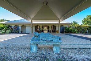 Exterior - Mango Lagoon Resort & Wellness Spa (Palm Cove)