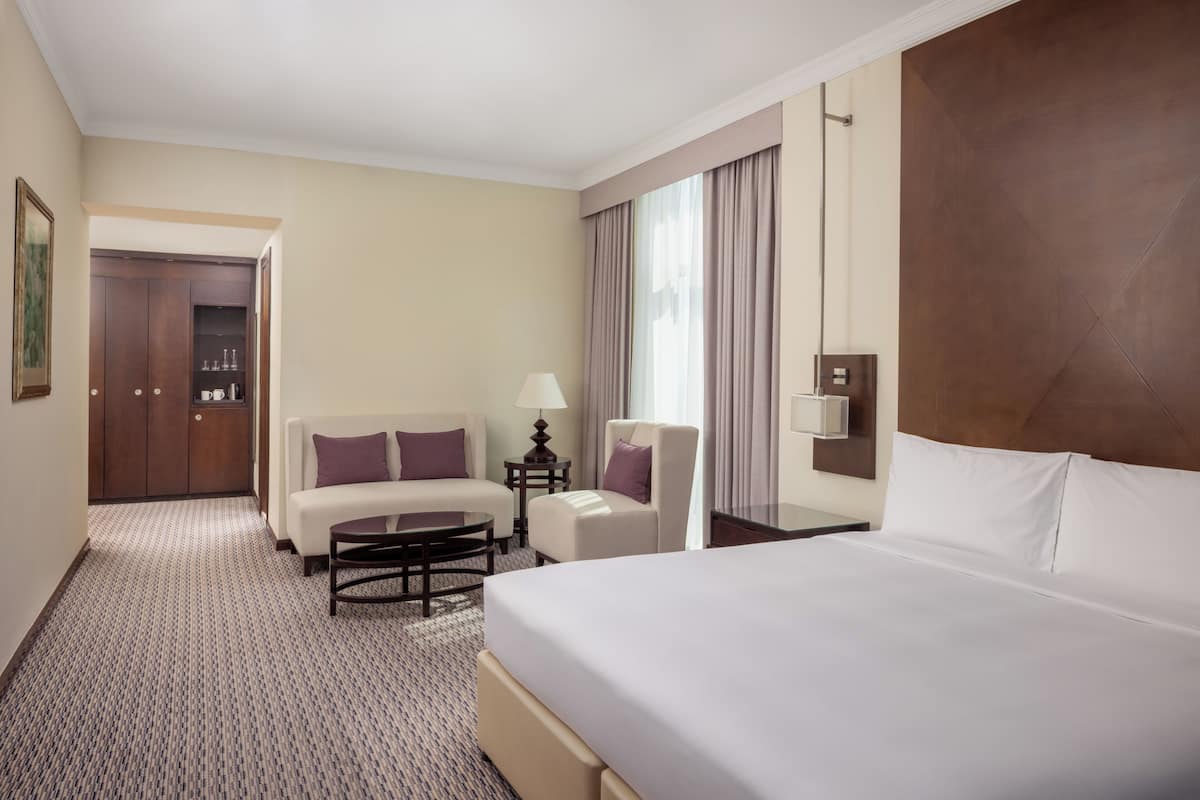 Minibar, in-room safe, desk, laptop workspace