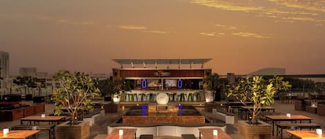 Con servicio de comidas, cenas y brunch