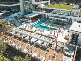 Indoor pool, outdoor pool
