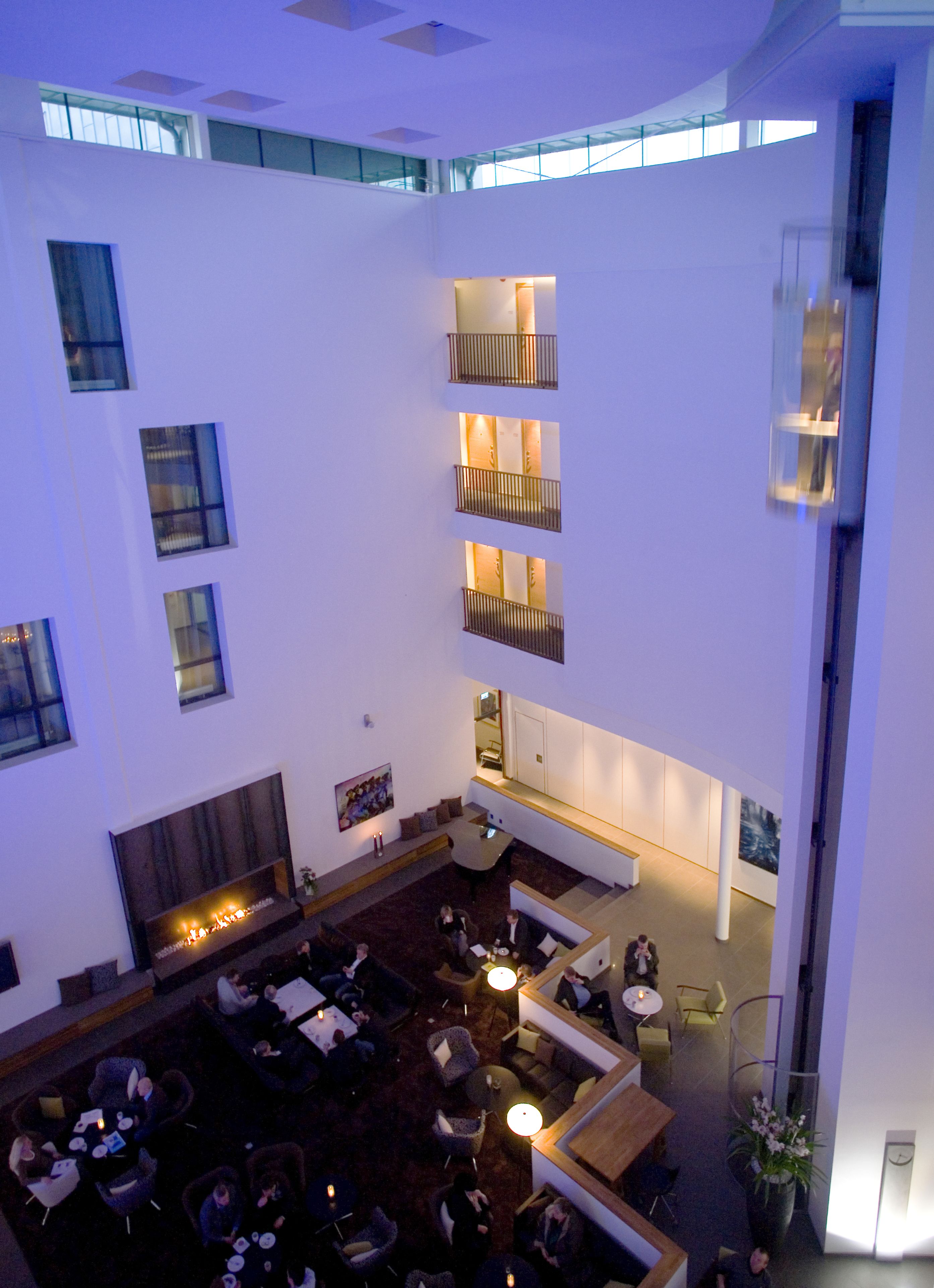 4 restaurants, lunch served, Scandinavian cuisine