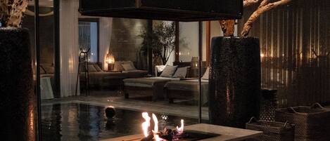 Sauna, hot tub, steam room, hot springs, body treatments, aromatherapy