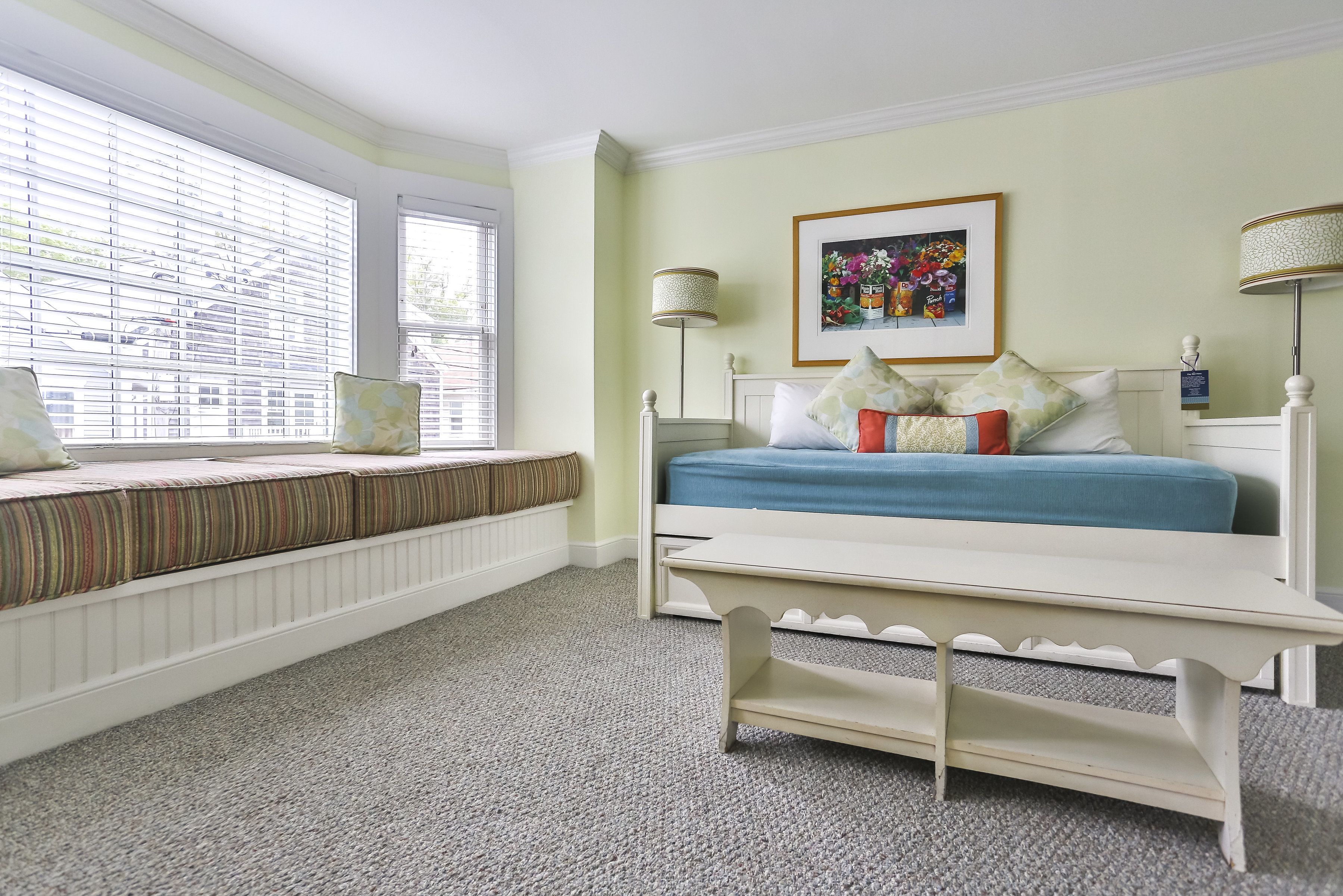 suite, 1 king bed | minibar, in-room safe, desk, iron/ironing board