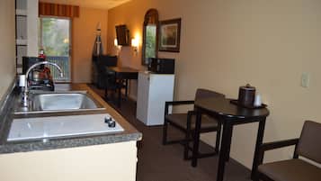 Deluxe Room, 2 Queen Beds | Private kitchen | Fridge, microwave, coffee/tea maker