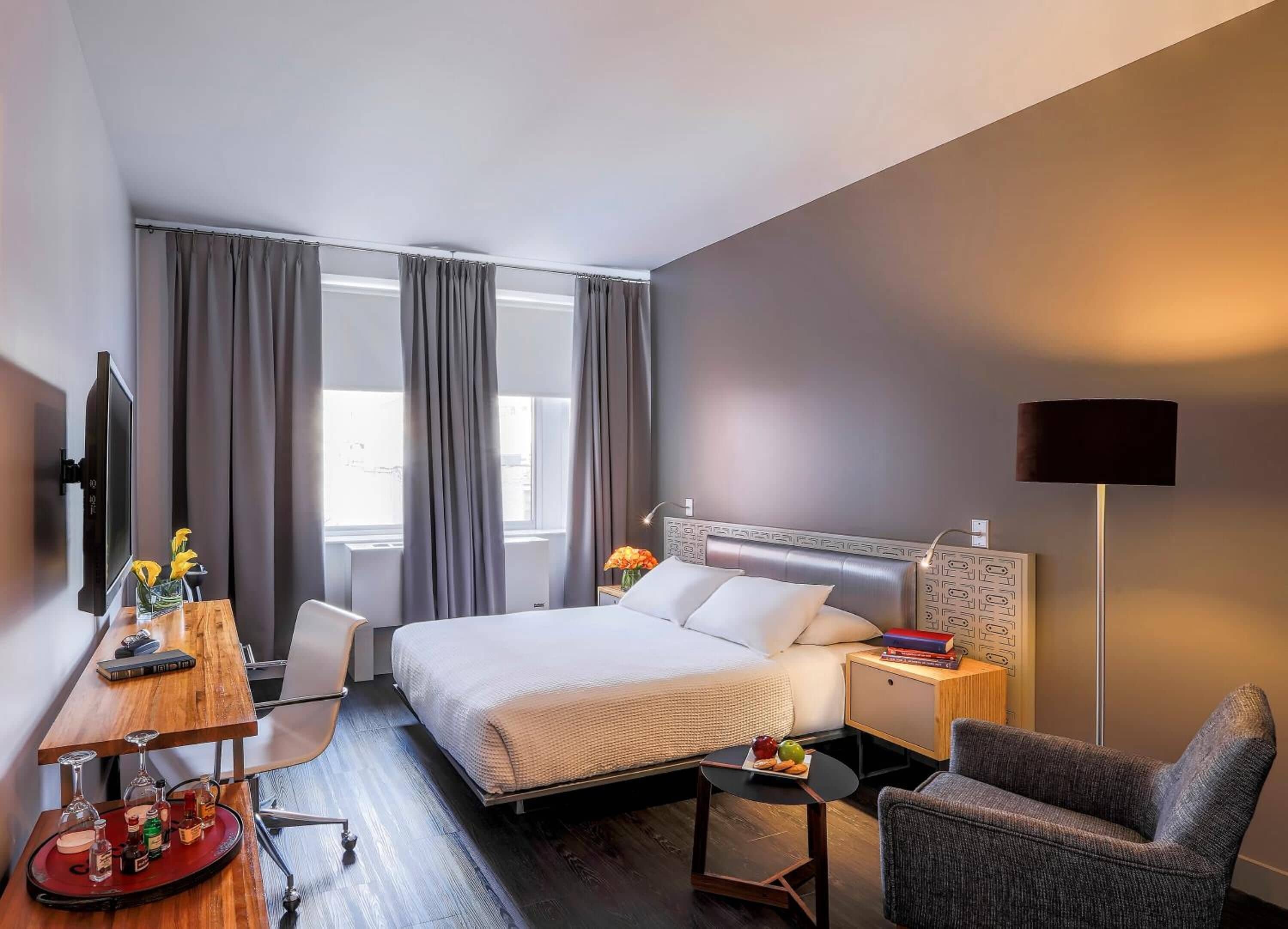 1 bedroom, premium bedding, minibar, in-room safe