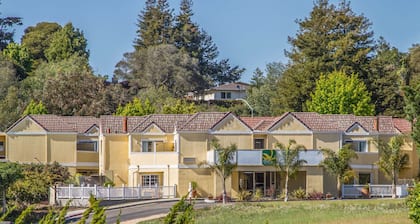 Quality Inn & Suites Capitola By the Sea
