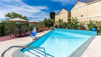 Seasonal outdoor pool