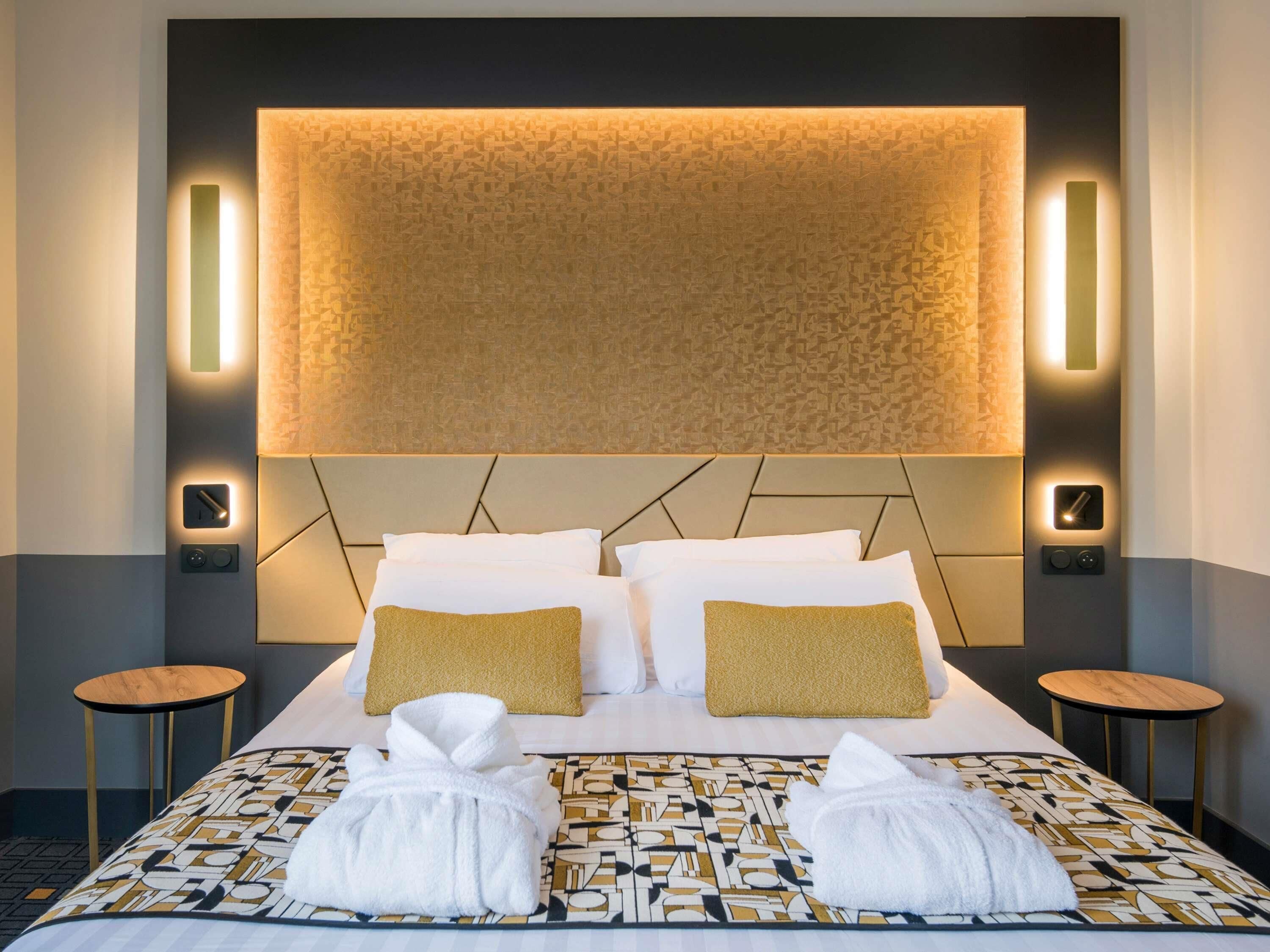 Superior Room, 1 Double Bed | Hypo-allergenic bedding, in-room safe, desk, laptop workspace