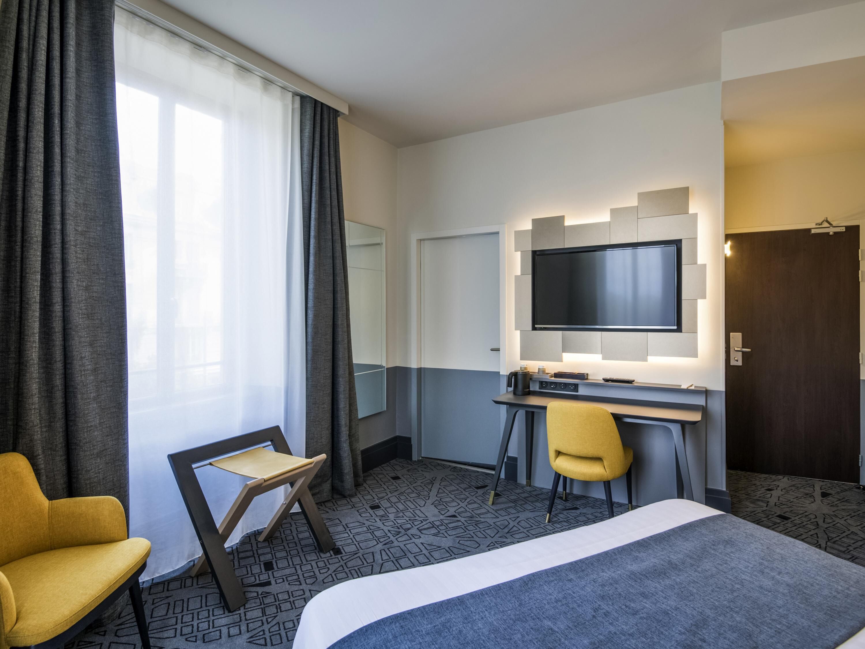 Standaard kamer, 1 tweepersoonsbed | Hypoallergeen beddengoed, een kluis op de kamer, een bureau