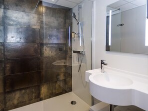 Standard Studio, 1 Double Bed - Mercure Rodez Cathedrale (Rodez)