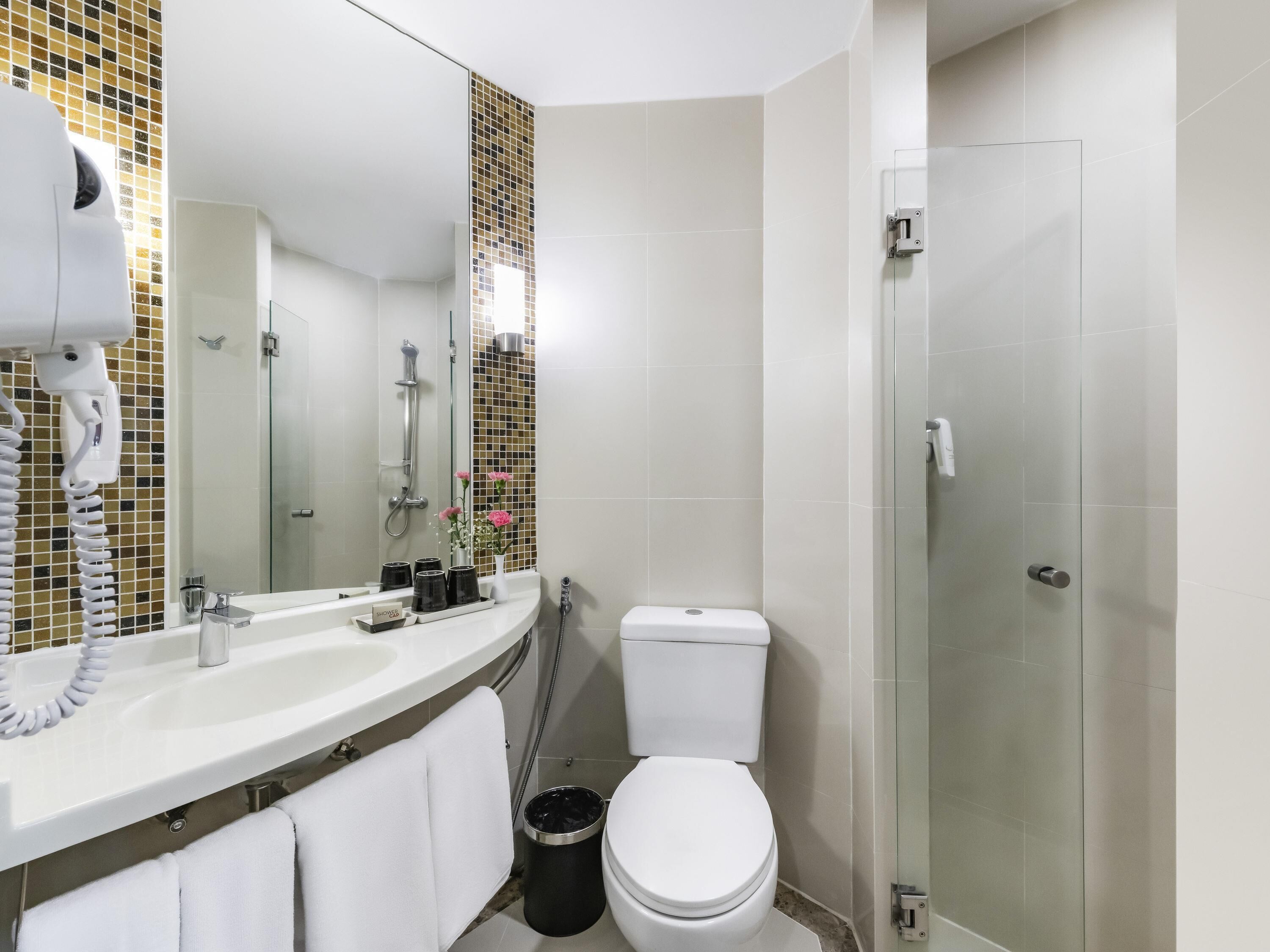 In-room safe, desk, iron/ironing board, free cots/infant beds