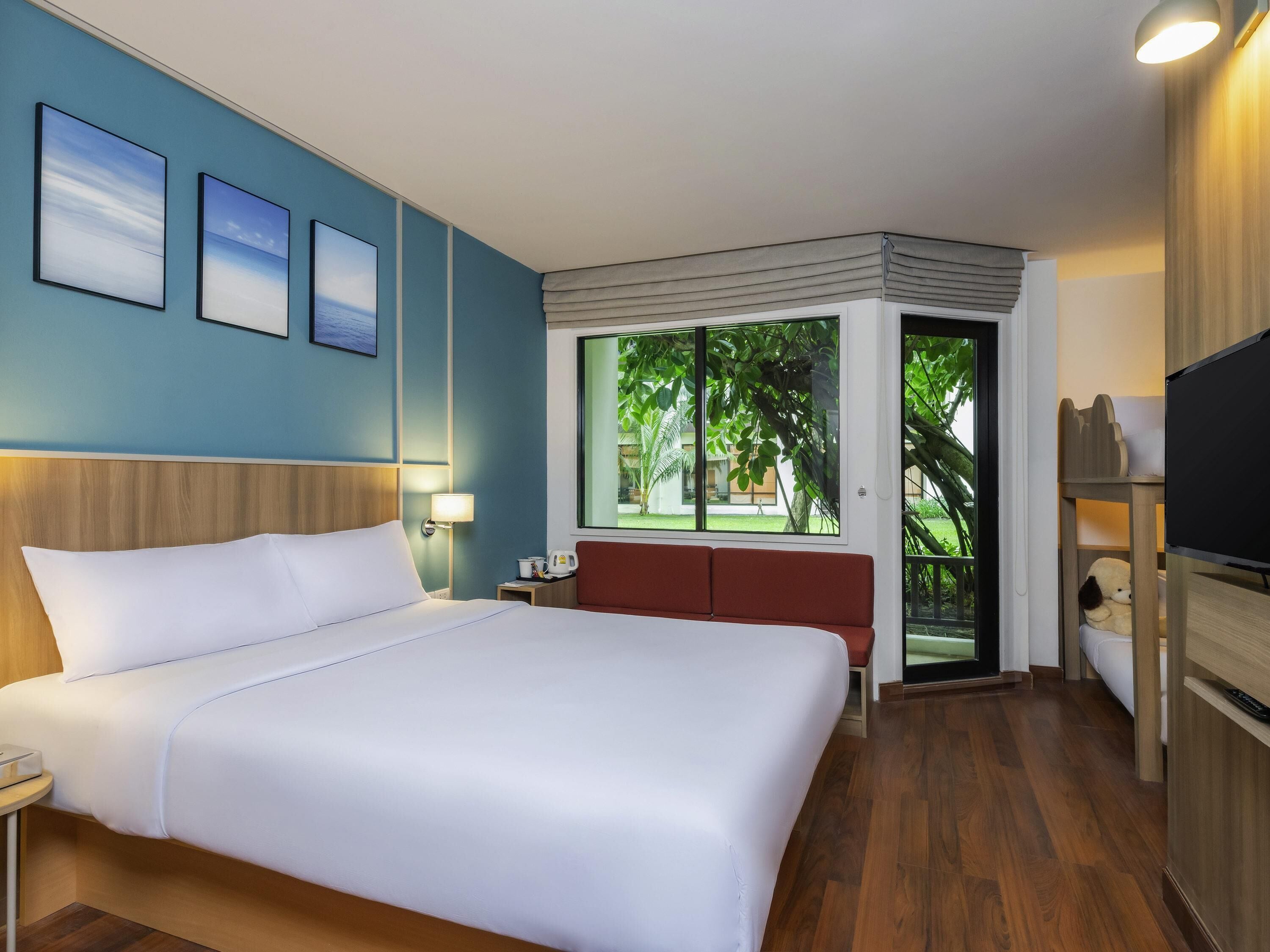 Family Room, Multiple Beds | In-room safe, desk, iron/ironing board, free cots/infant beds