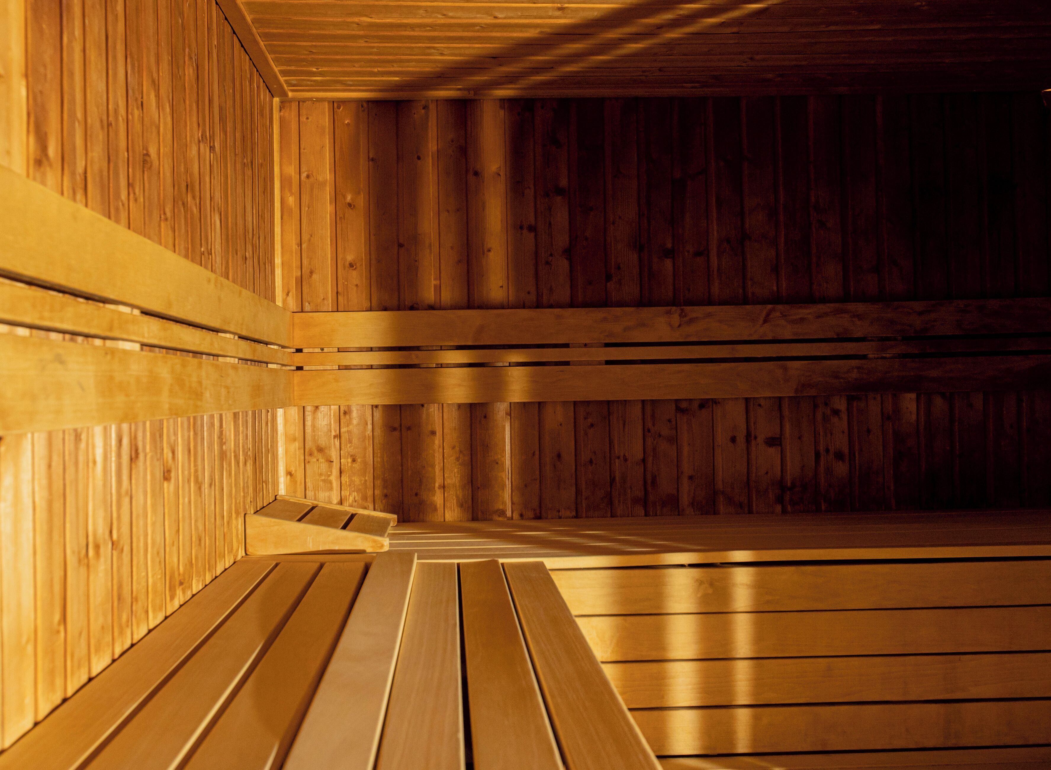 sauna, hot tub, swedish massages, massages